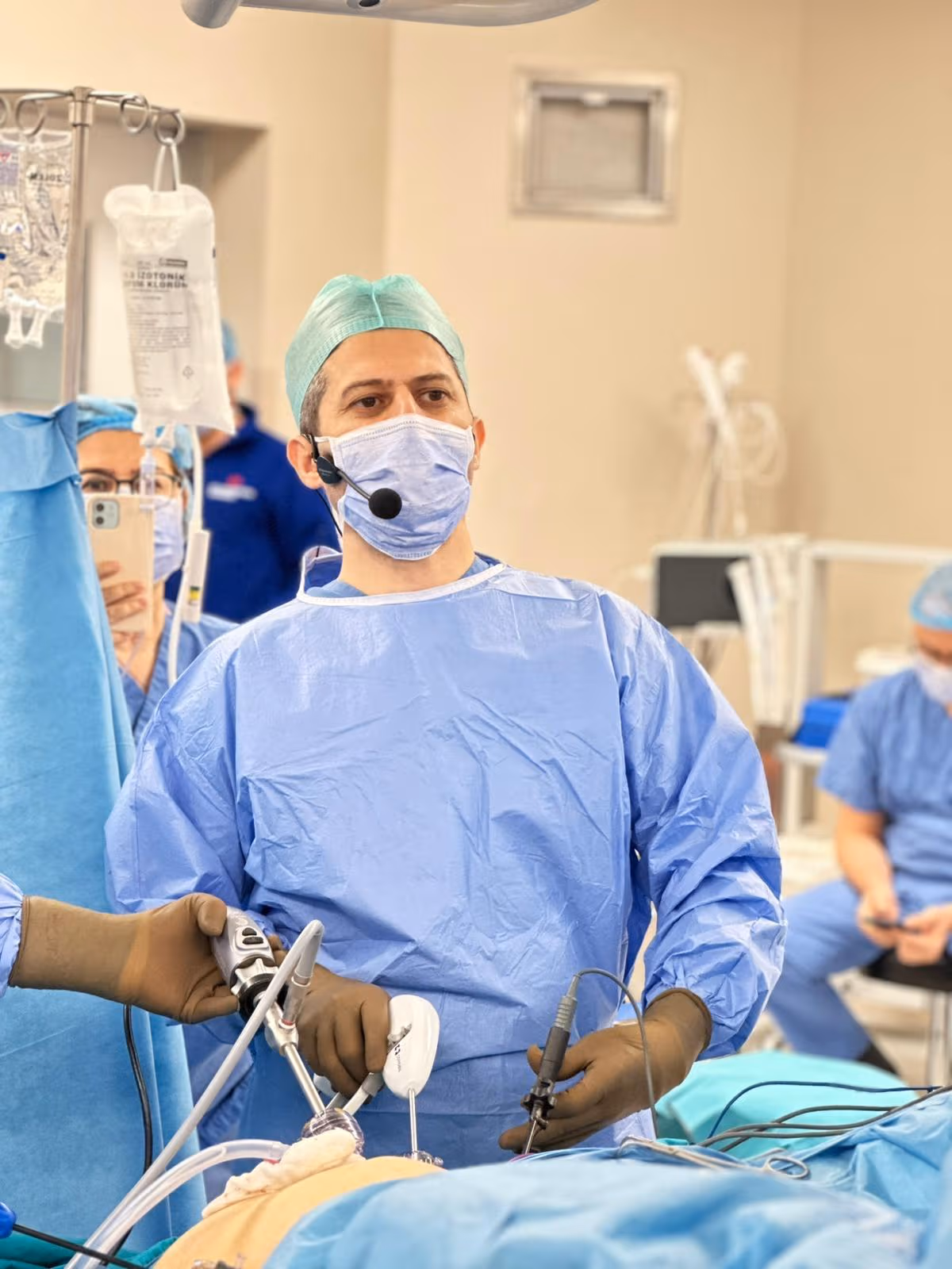Robotic and Laparoscopic Surgery